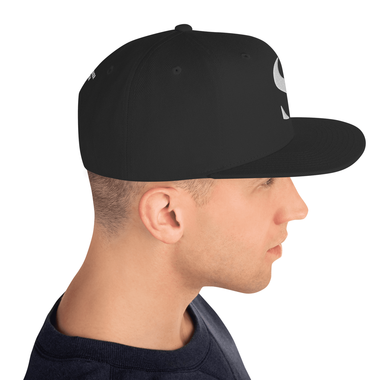 Snapback Zwart -Geborduurd logo