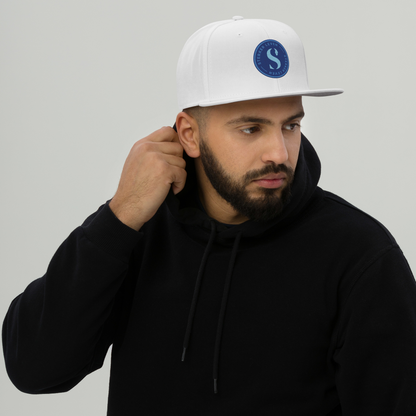 Snapback Wit - Geborduurd logo